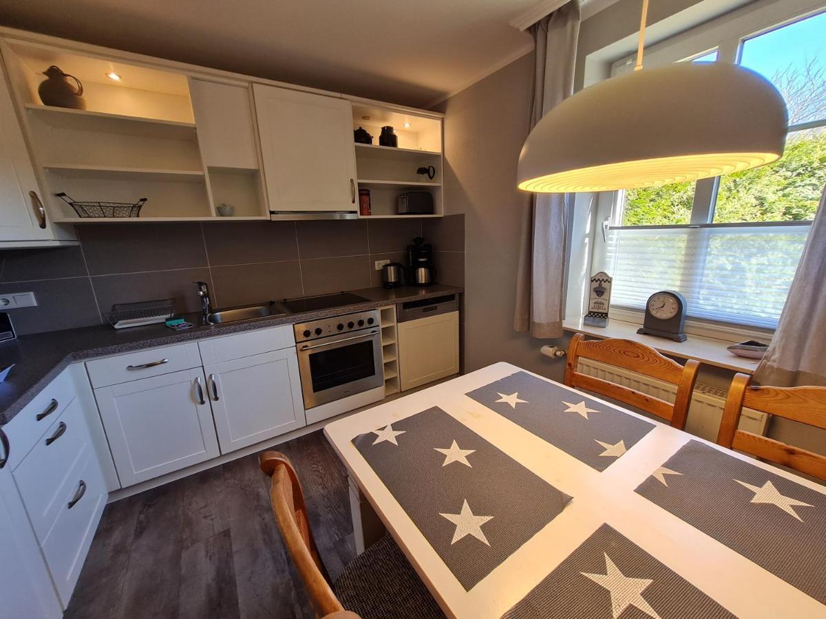 Ferienhaus Ellen, Eg Whg Utersum Екстериор снимка